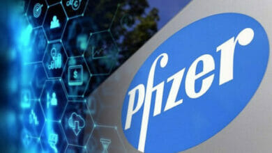Pfizer Explores Blockchain 696x449 1