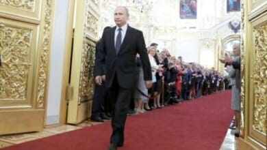 نحن نعيش في عالم بوتين الآن Copy