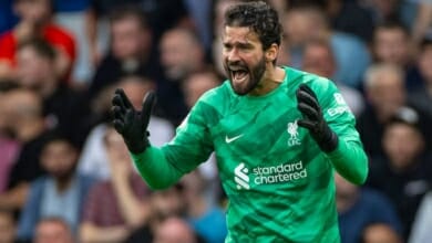 أليسون بيكر Copy