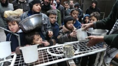 العرب مهددون بالجوع Copy