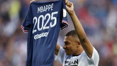 مبابي والتجديد Copy