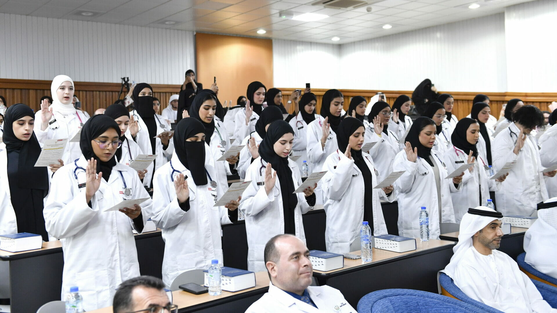 جامعة الامارات والطب البيطري 3