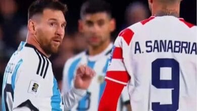 ميسي ولاعب بارجواى