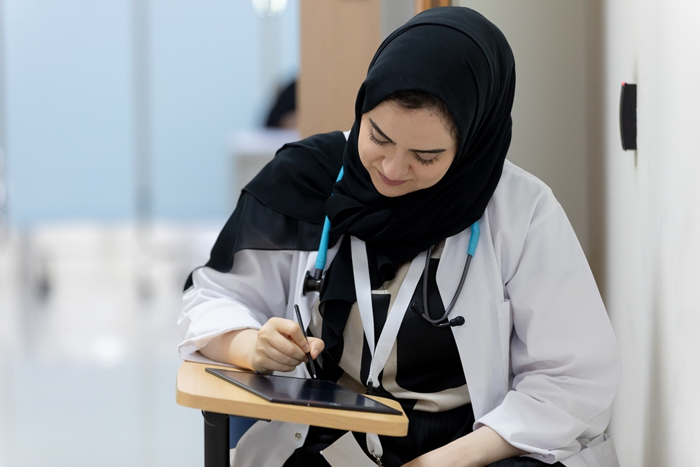 جامعة الامارات والمعهد الوطني 2