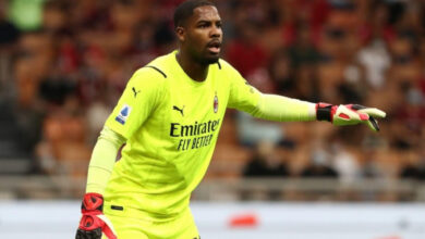 Manchester United is monitoring French goalkeeper Maignan. Has Dutchman Ten Hags patience run out