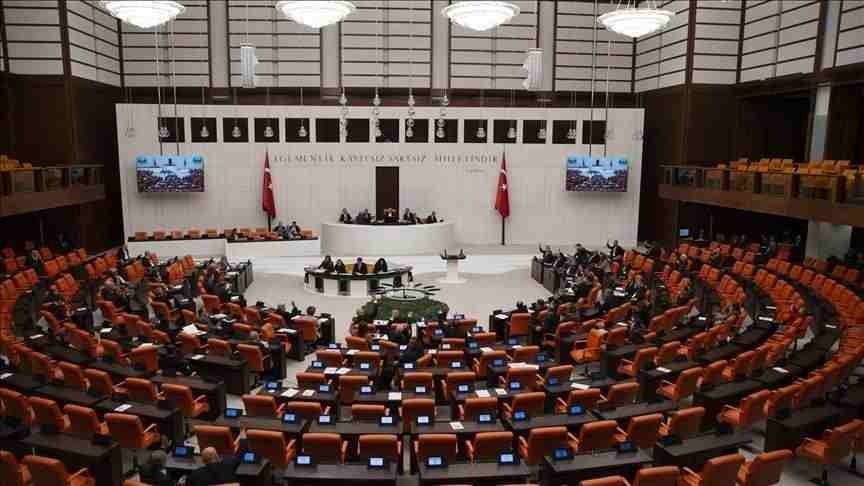 البرلمان التركي والسويد
