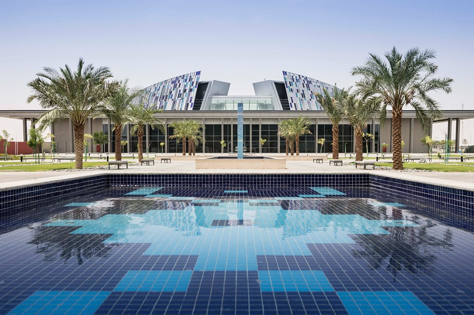 جامعة الامارات ومؤتمر المياه