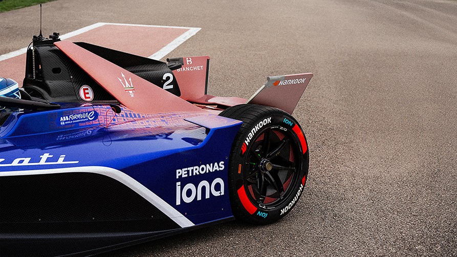 15 Maserati Formula E Tipo Folgore Season 11 Livery