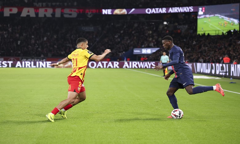 Nuno Mendes vs Toulouse Player