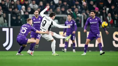 Vlahovic's shot during Juventus vs Fiorentina match