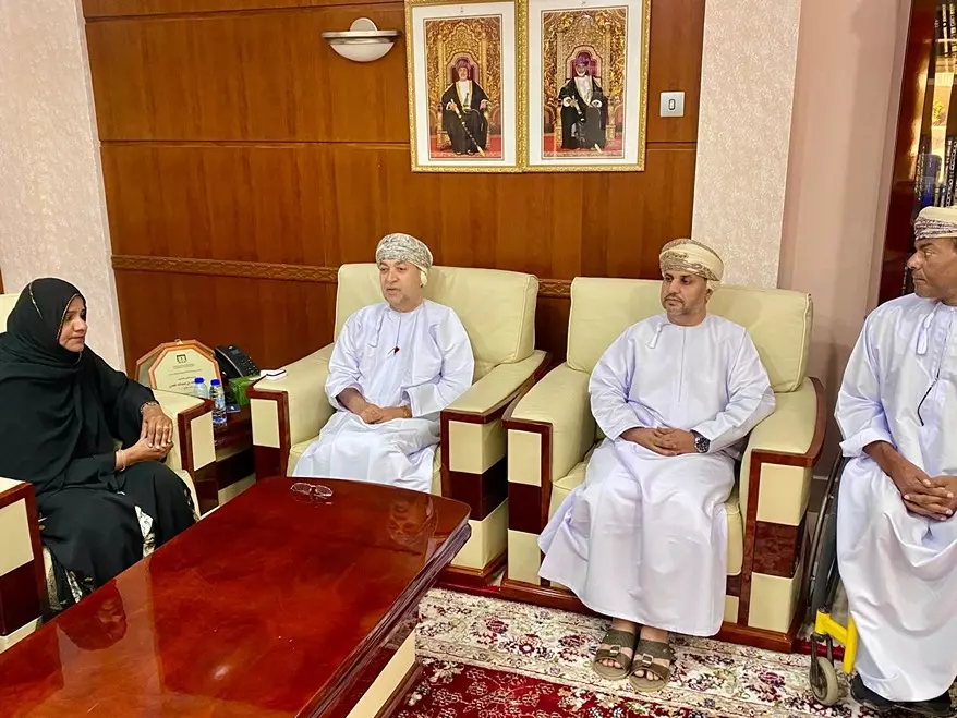 والي