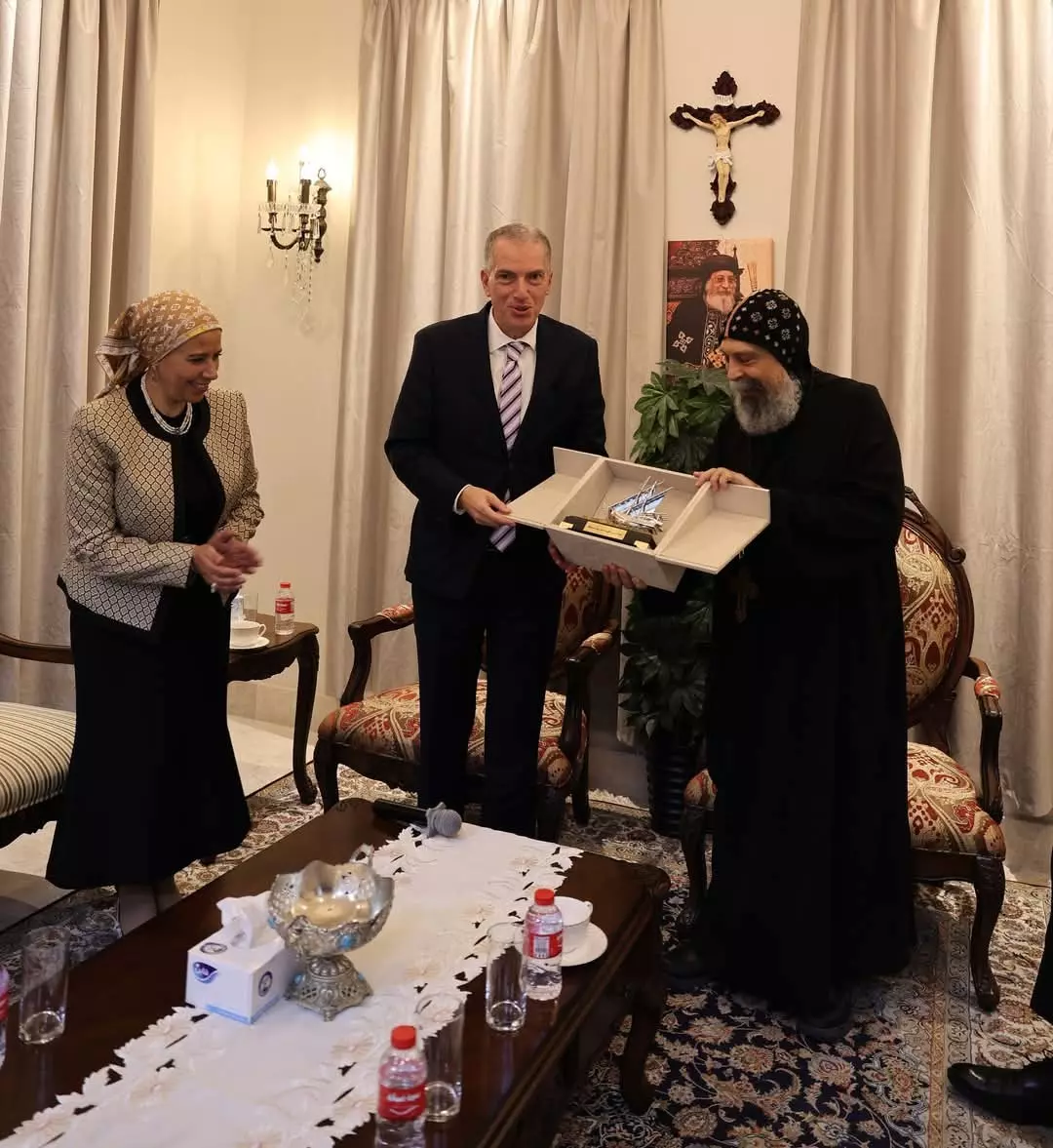 الكنيسة