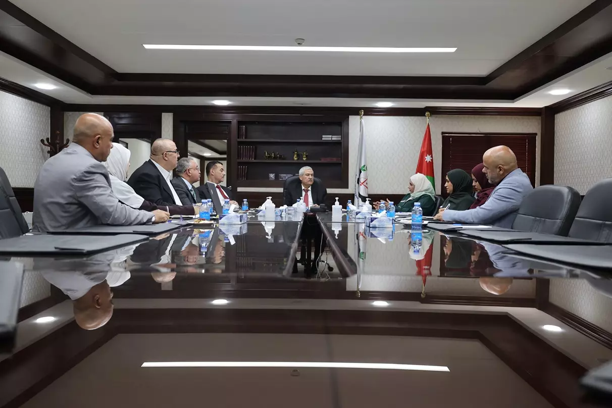 جامعة التقنية والعلوم التطبيقية 