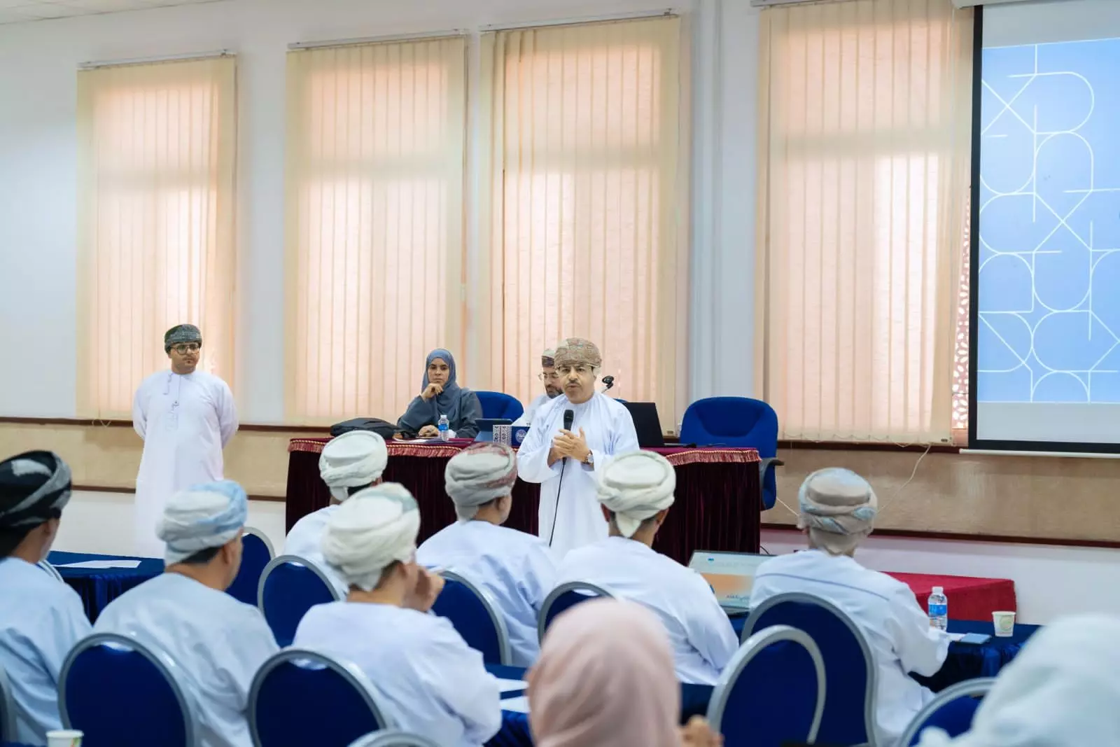 التطبيقية
