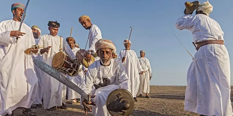 العُمانية