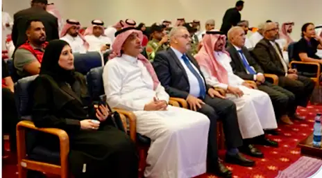 السفير