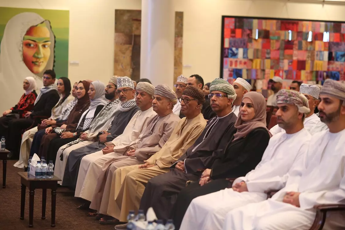 العُمانيون