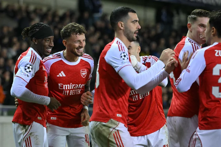 لاعبو نادي أرسنال الإنجليزي