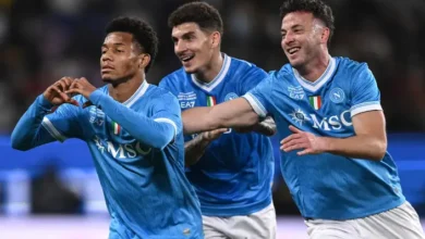 نيريس يحتفل بهدفه