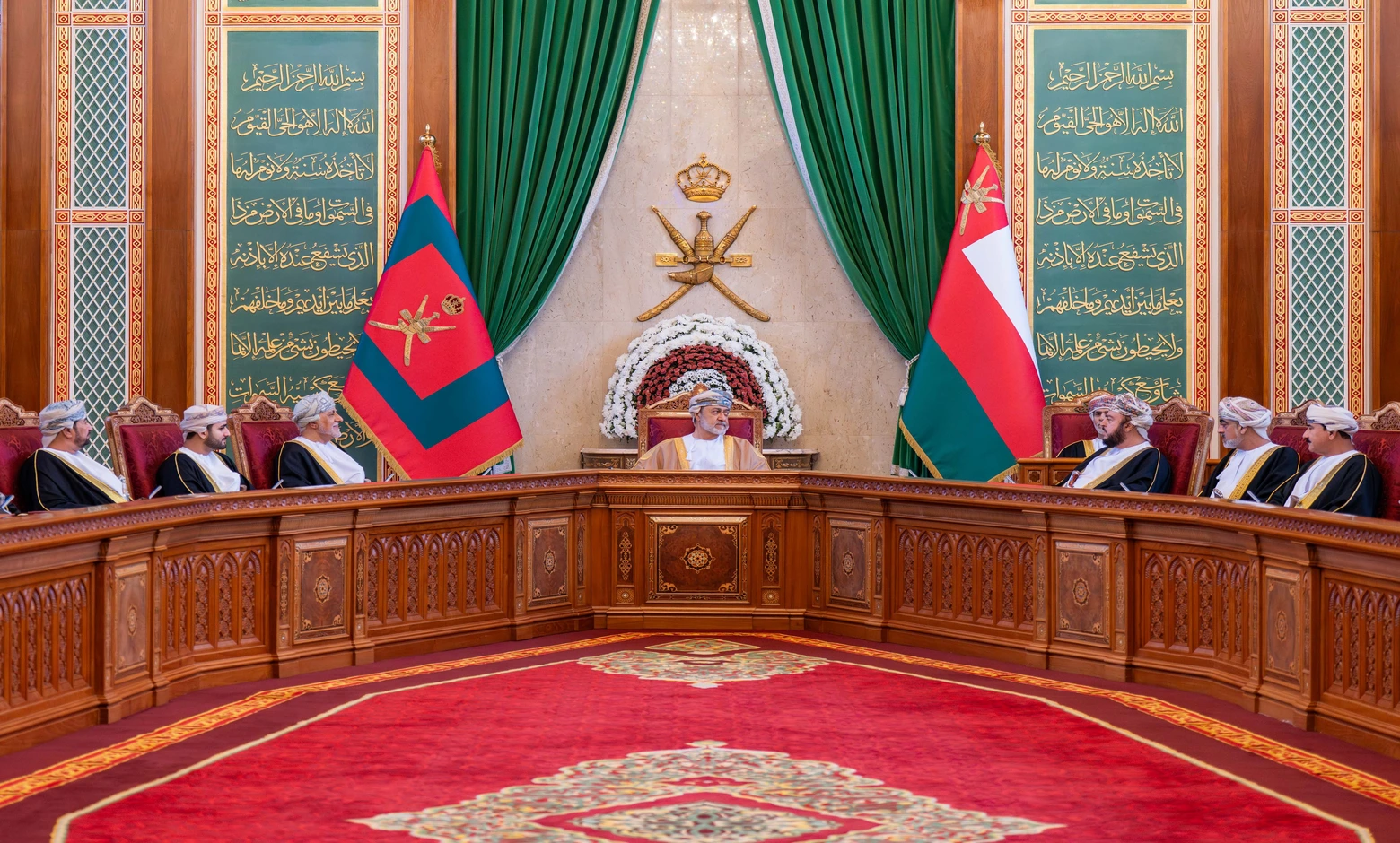 جلالة السلطان هيثم بن طارق يترأس اجتماع مجلس الوزراء