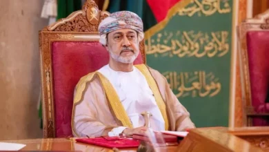 السلطان في المجلس