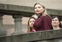 إيبا بوش تصرح بعد الخوف من مصير جرينلاند