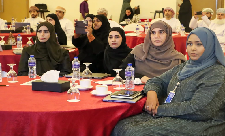 مسئولين في ورشة لوزارة الصحة