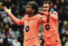 لامين يامال لاعب برشلونة