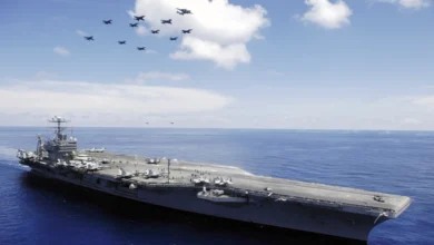 حاملة الطائرات الأمريكية أبراهام لينكولن