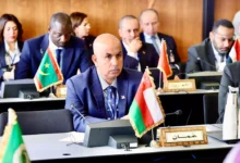 العالم