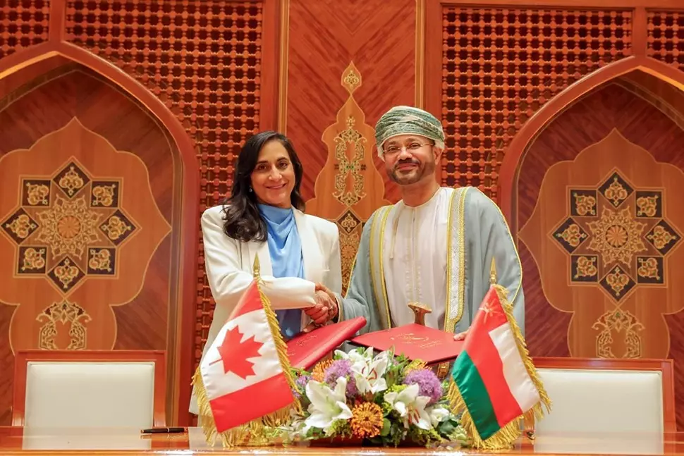 عُمان