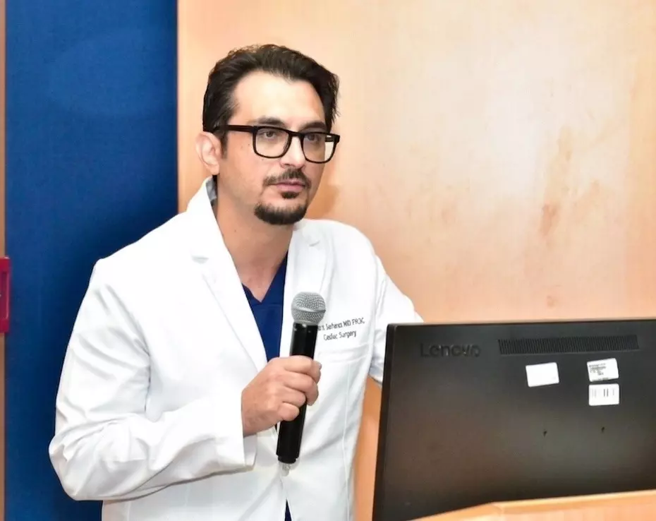 المستشفى