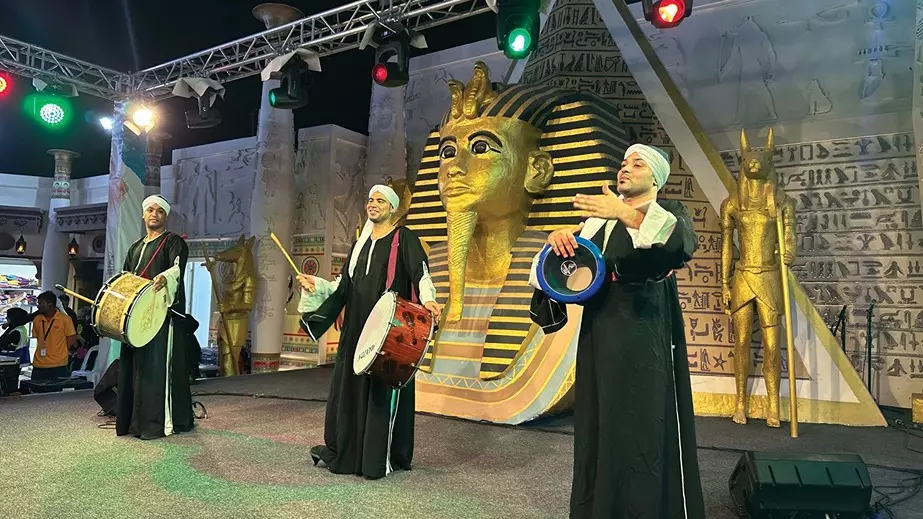 الفلكلور